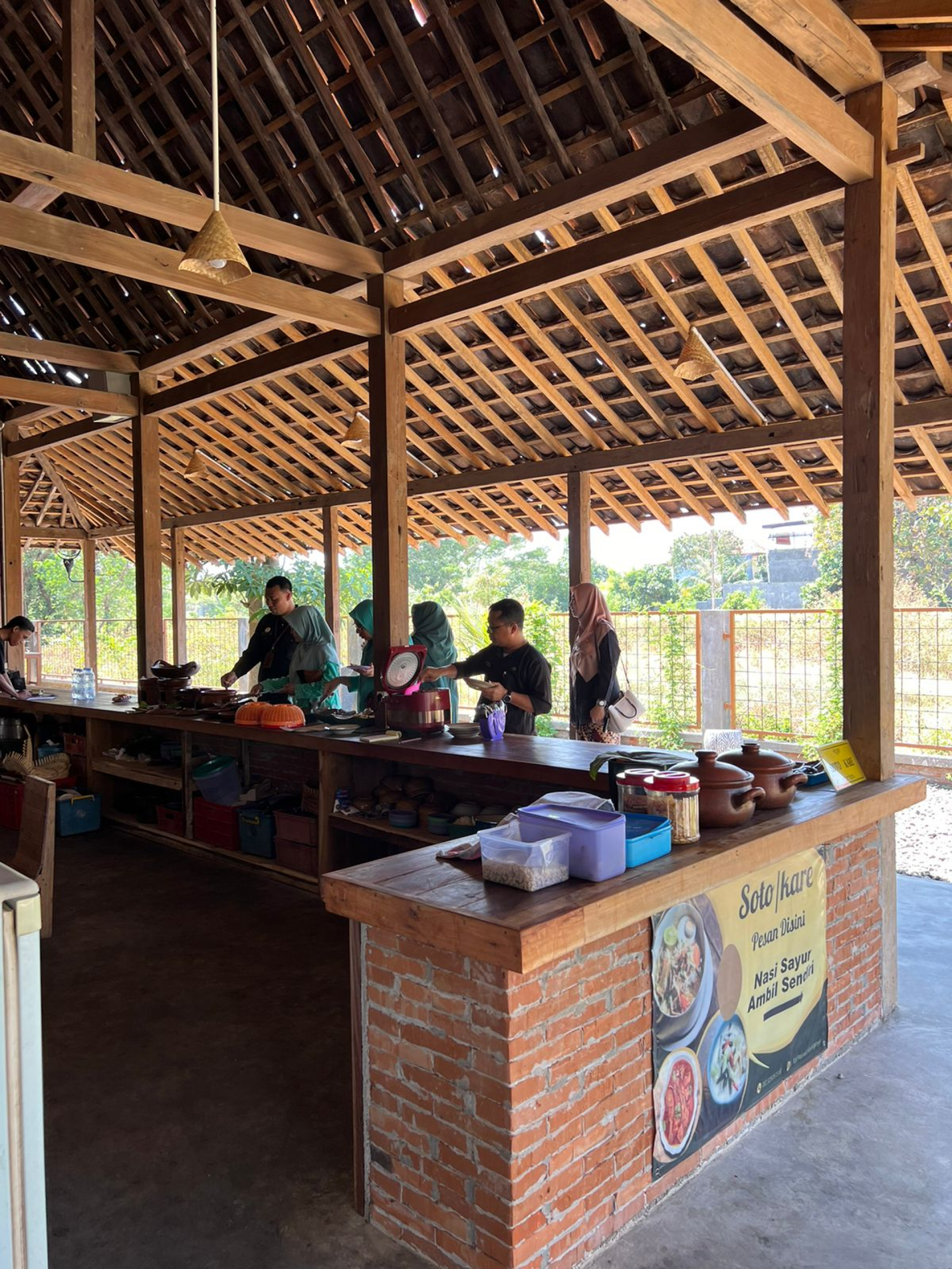 Rumah Makan Sekol Jawi Lawasan